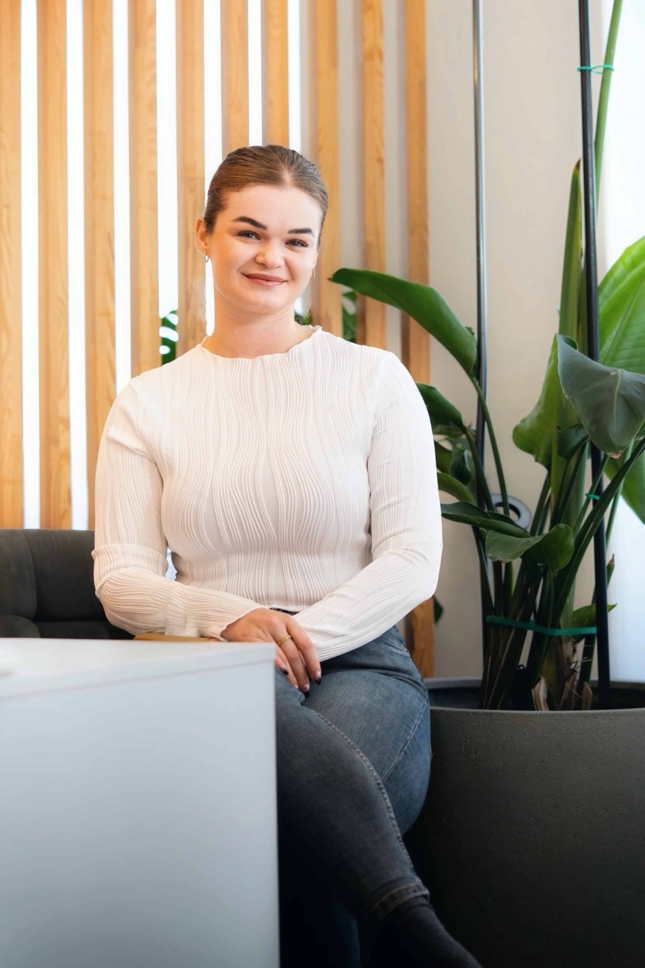 Alex | cosmetician, manicurist